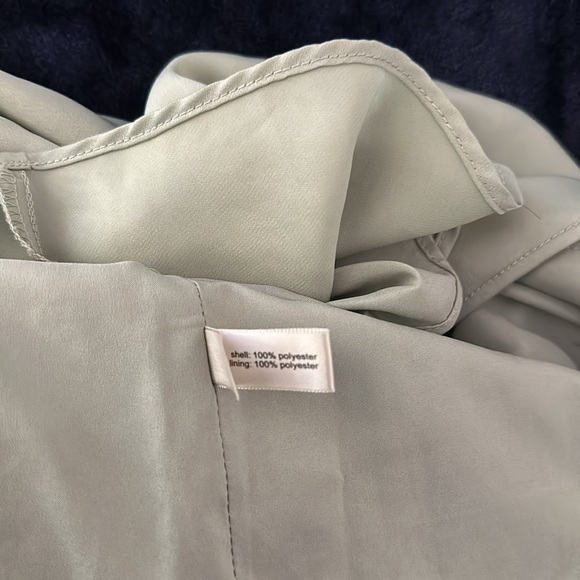 The limited scandal collab green satin blouse/shell - Picture 3 of 4